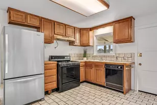 820 Brown St, Healdsburg, CA 95448 - Photo 9