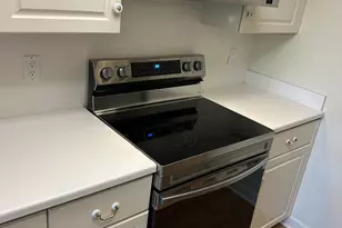 100 Thorndale Dr, San Rafael, CA 94903 - Photo 9