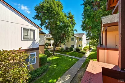 8201 Camino Colegio #122, Rohnert Park, CA 94928 - Photo 17