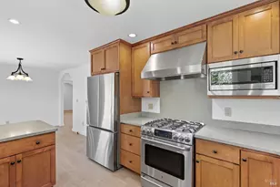 817 Gromo Ct, Healdsburg, CA 95448 - Photo 3