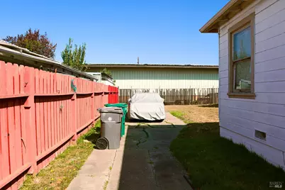 1156 64th Street, Oakland, CA 94608 - Photo 17
