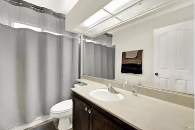 805 Gazebo Court, Suisun City, CA 94585 - Photo 25