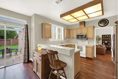 805 Gazebo Court, Suisun City, CA 94585 - Photo 9