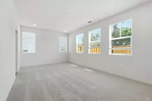 229 Octopus St, Suisun City, CA 94585 - Photo 5