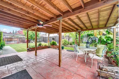 221 Livingston Avenue, Vacaville, CA 95687 - Photo 65