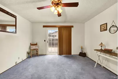 221 Livingston Avenue, Vacaville, CA 95687 - Photo 41