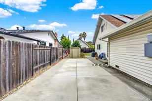 221 Livingston Ave, Vacaville, CA 95687 - Photo 73