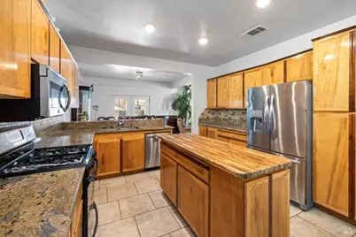 1413 Spence Court, Suisun City, CA 94585 - Photo 5