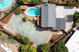 8 Clover Hill Ct, San Rafael, CA 94903 - Photo 37