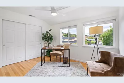 8 Clover Hill Court, San Rafael, CA 94903 - Photo 9