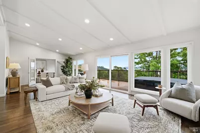 370 Via La Cumbre, Greenbrae, CA 94904 - Photo 9