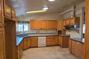 23 Blanco Pl, Ukiah, CA 95482 - Photo 3