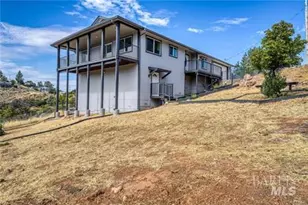 10818 Skyview Dr, Kelseyville, CA 95451 - Photo 31