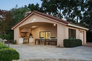 215 Kreuzer Ln, Napa, CA 94559 - Photo 11