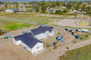 2183 Live Oak Farm Ln, Petaluma, CA 94952 - Photo 7