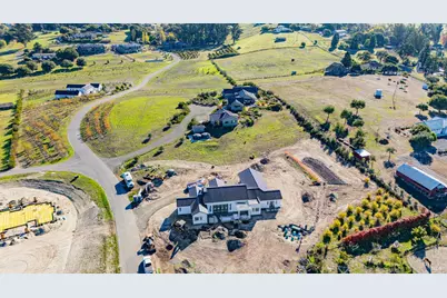 2183 Live Oak Farm Lane, Petaluma, CA 94952 - Photo 9