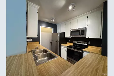 58 Scottsdale Way, Novato, CA 94945 - Photo 17