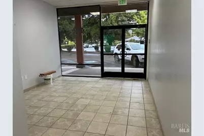 425 S Orchard Avenue, Ukiah, CA 95482 - Photo 3