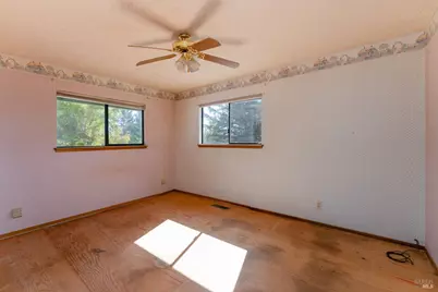 20201 Manzanita Drive, Willits, CA 95490 - Photo 13