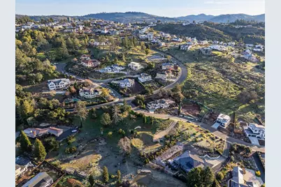 3600 Crown Hill Drive, Santa Rosa, CA 95404 - Photo 3