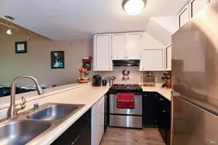 7755 Camino Colegio Dr, Rohnert Park, CA 94928 - Photo 9