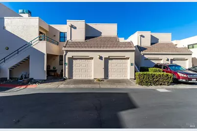 174 Nantucket Lane, Vallejo, CA 94590 - Photo 5