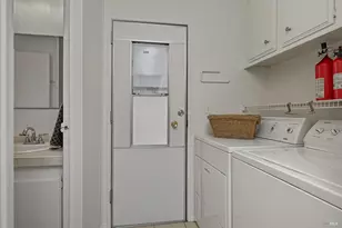 37 Magnolia Dr, Calistoga, CA 94515 - Photo 15