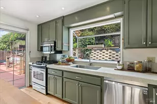 375 E O St, Benicia, CA 94510 - Photo 15