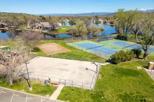 21919 Hayfork Pl, Cottonwood, CA 96022 - Photo 27