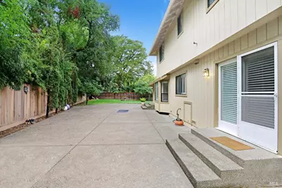 401 Fairway Court, Healdsburg, CA 95448 - Photo 45