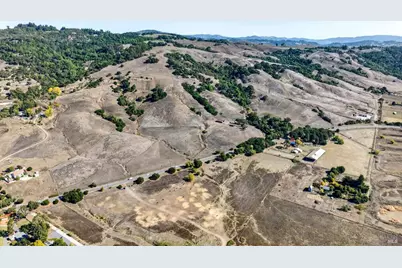 5200 Petaluma Hill Road, Santa Rosa, CA 95404 - Photo 15