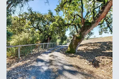 5200 Petaluma Hill Road, Santa Rosa, CA 95404 - Photo 45