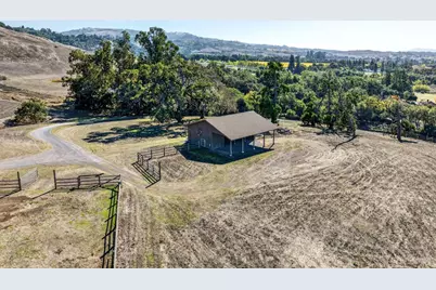 5200 Petaluma Hill Road, Santa Rosa, CA 95404 - Photo 11