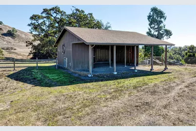 5200 Petaluma Hill Road, Santa Rosa, CA 95404 - Photo 9