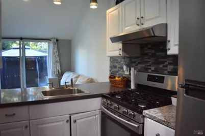 172 Courtyards East, Windsor, CA 95492 - Photo 5