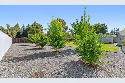 199 Bailhache Avenue, Healdsburg, CA 95448 - Photo 29