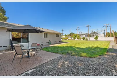 199 Bailhache Avenue, Healdsburg, CA 95448 - Photo 35