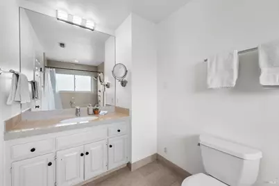 945 Hunt Avenue, Saint Helena, CA 94574 - Photo 21