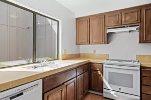 19 Burdell Ct, Novato, CA 94949 - Photo 7