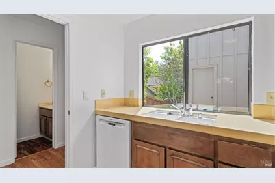 19 Burdell Court, Novato, CA 94949 - Photo 9