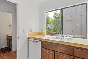 19 Burdell Ct, Novato, CA 94949 - Photo 9