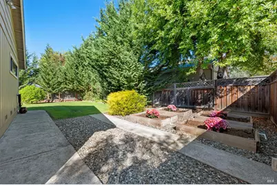 1049 Charlson Way, Napa, CA 94558 - Photo 51