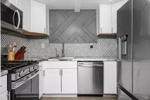 1042 Hayes St, Fairfield, CA 94533 - Photo 9