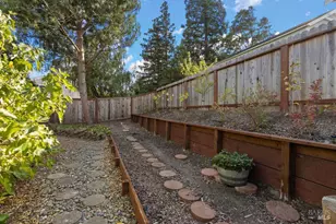 564 Rose Dr, Benicia, CA 94510 - Photo 39