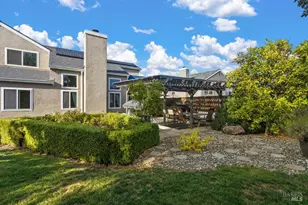 564 Rose Dr, Benicia, CA 94510 - Photo 35