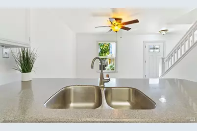 930 Kingwood Street, Santa Rosa, CA 95401 - Photo 7