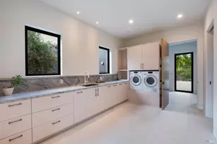 983 Grove St, Healdsburg, CA 95448 - Photo 23