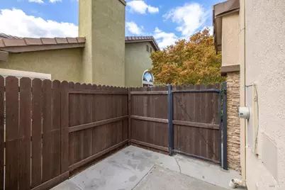 918 Moonstone Court, Vacaville, CA 95687 - Photo 55