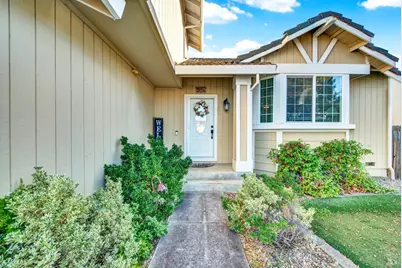 985 Chalice Court, Fairfield, CA 94533 - Photo 3