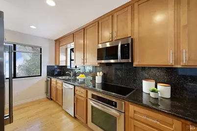 60 Marinero Circle, Tiburon, CA 94920 - Photo 15